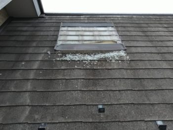 割れたガラスコロニアルを撤去し、金沢の雨雪に耐えられる屋根へ再構築