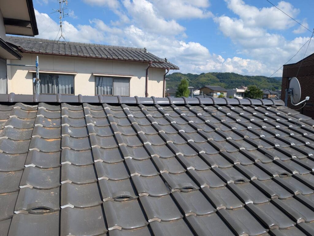 【金沢市】棟シンプル工法｜ずれた棟瓦を整え屋根の安定性を回復